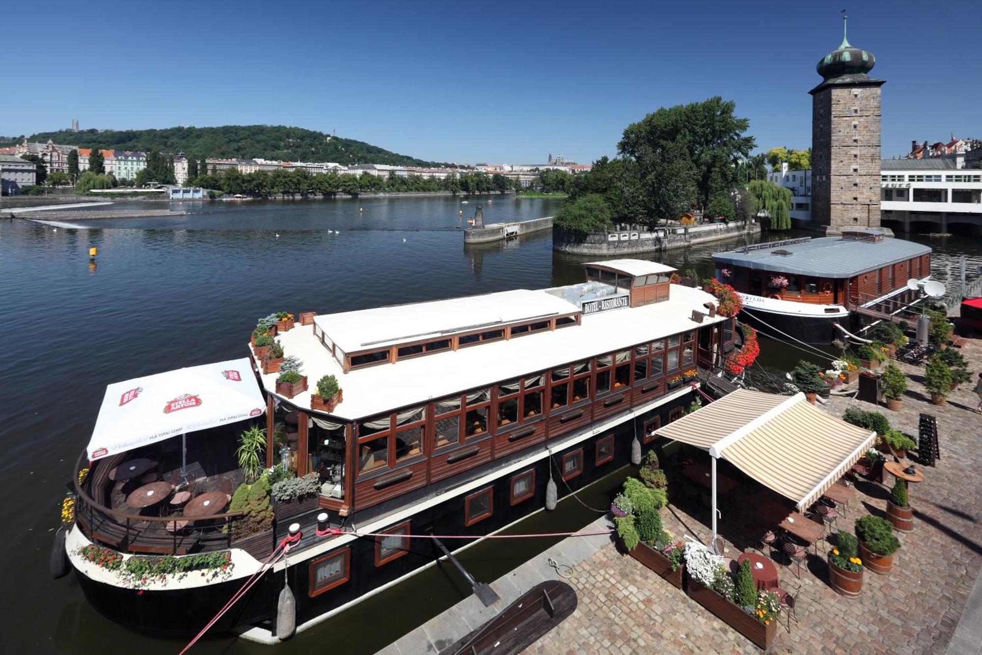 Boat Hotel Matylda ปราก ภายนอก รูปภาพ