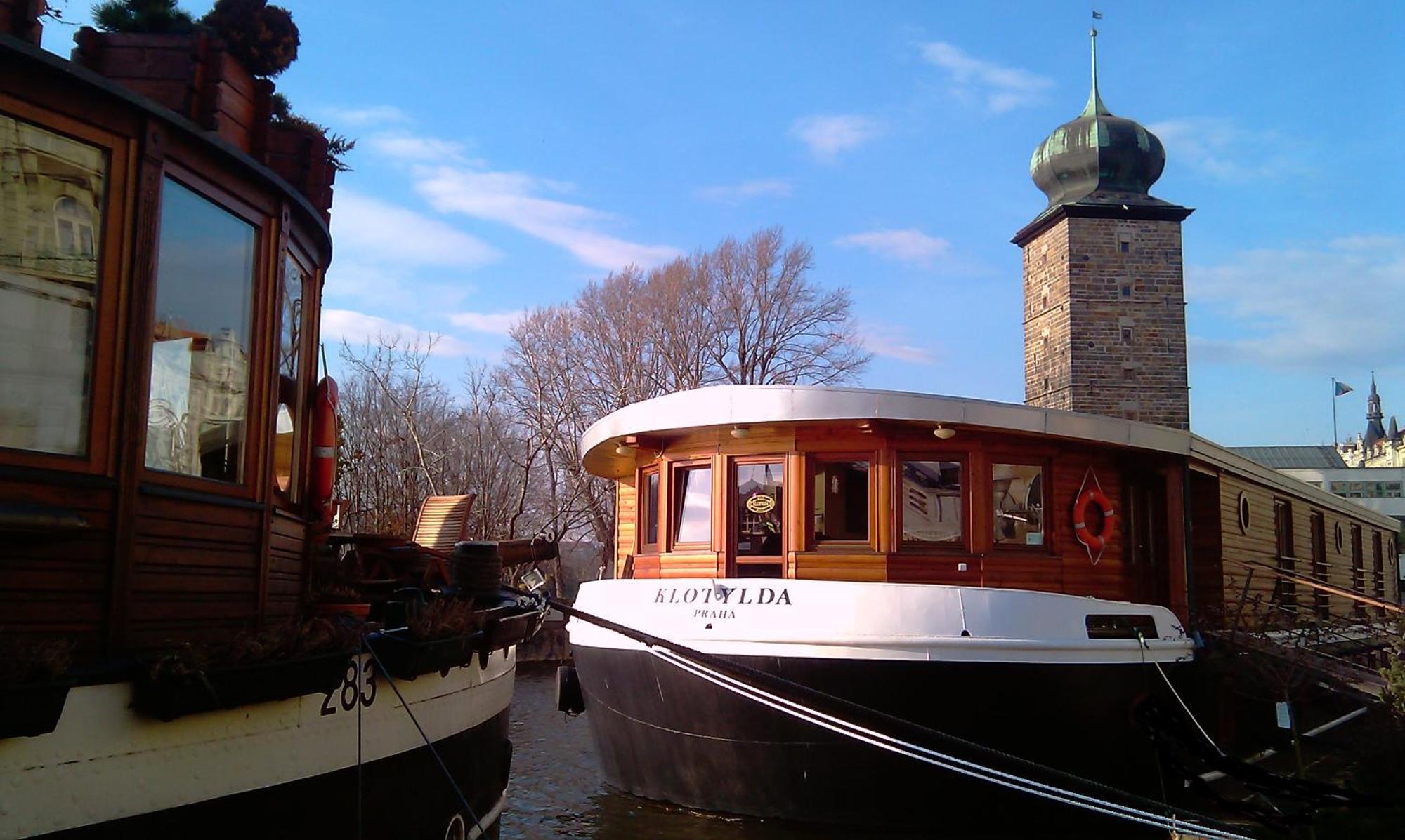 Boat Hotel Matylda ปราก ภายนอก รูปภาพ